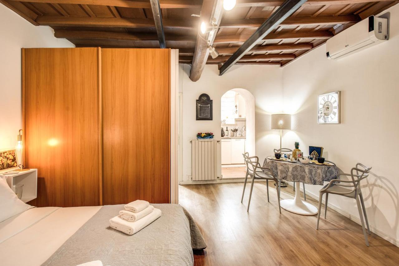 4C Colosseo Holidays Apartman Róma Kültér fotó